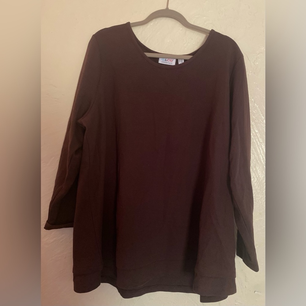 d&co essentials long sleeve